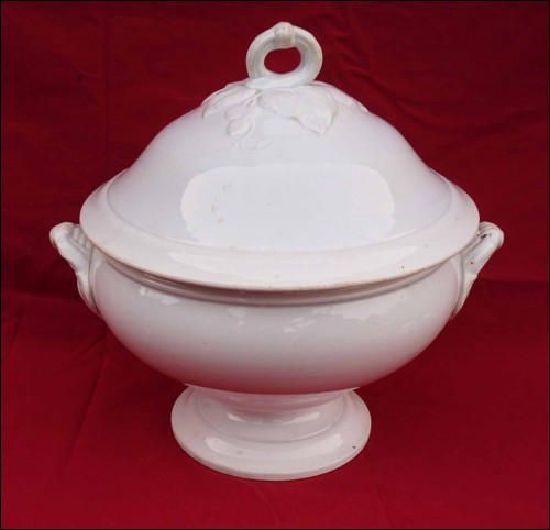 Antique Gien France Porcelain White Tureen Loop Handle Leaves Fruit 19th C